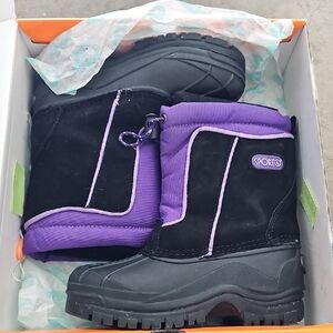 Sporto Black and Purple Snow Boots